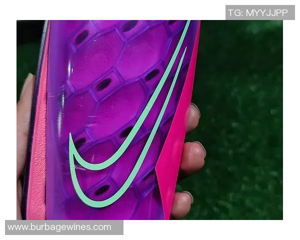 足球装备选购：护具推荐_1